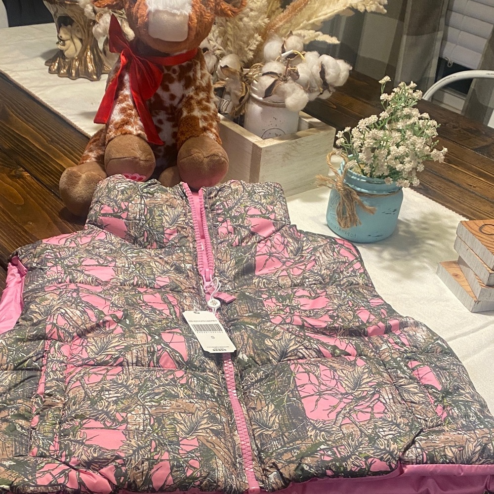 🎀SIMPLY SOUTHERN Pink and Camouflage Puffer Vest🎀AND BAG